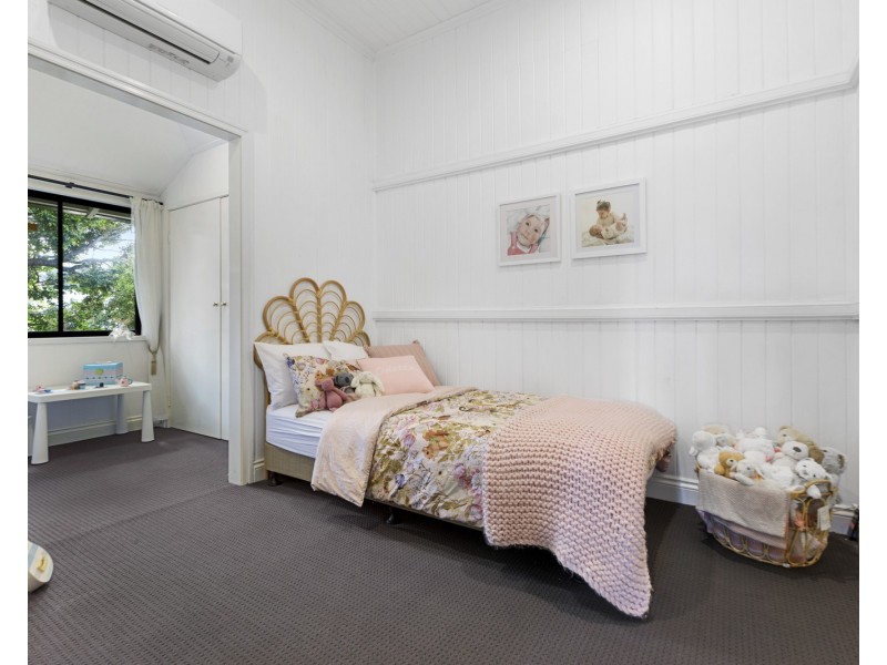 61 Venner Road, Annerley QLD 4103