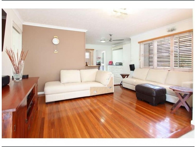 138 Bapaume Road, Holland Park West QLD 4121