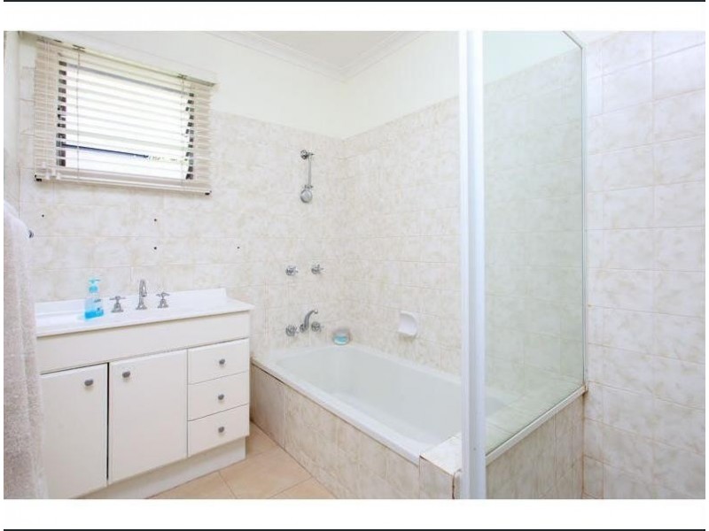 138 Bapaume Road, Holland Park West QLD 4121