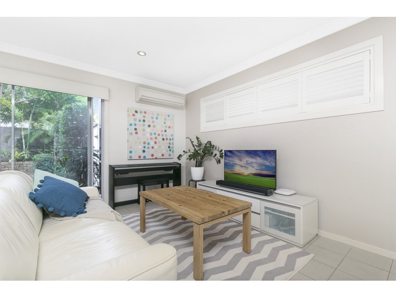 2/50 Ferndale Street, Annerley QLD 4103