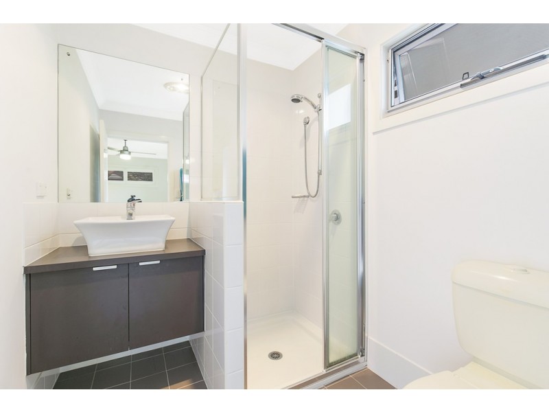 2/50 Ferndale Street, Annerley QLD 4103