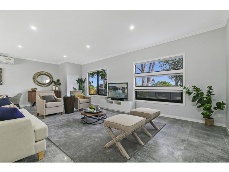 8 Cricket Street, Coopers Plains QLD 4108