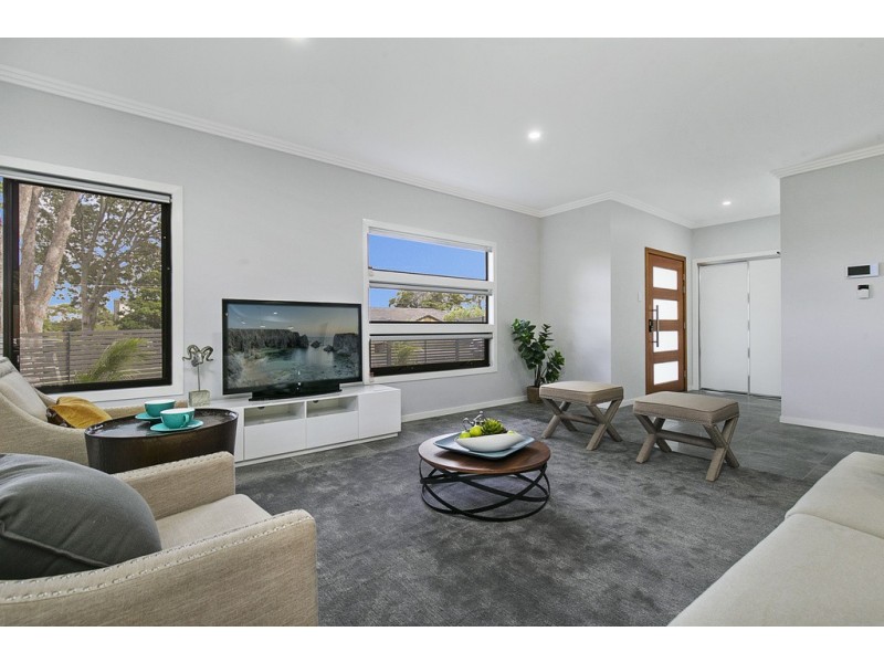 8 Cricket Street, Coopers Plains QLD 4108