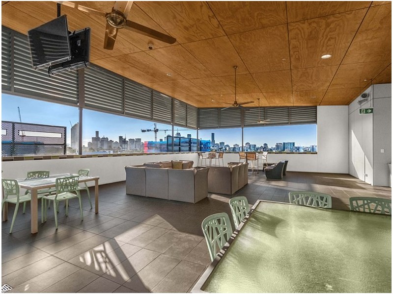1702/67 Linton Street, Kangaroo Point QLD 4169