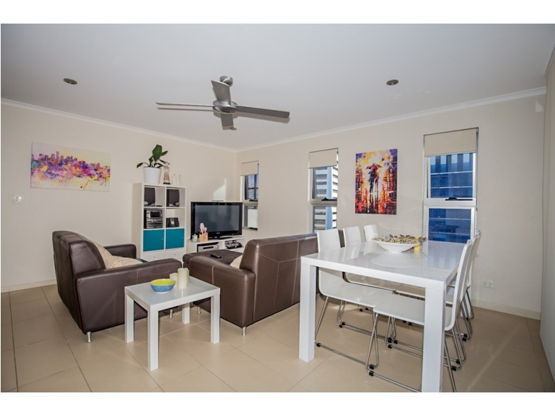 1702/67 Linton Street, Kangaroo Point QLD 4169