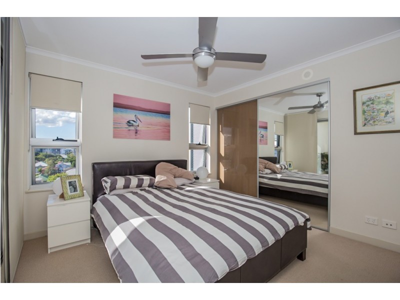 1702/67 Linton Street, Kangaroo Point QLD 4169