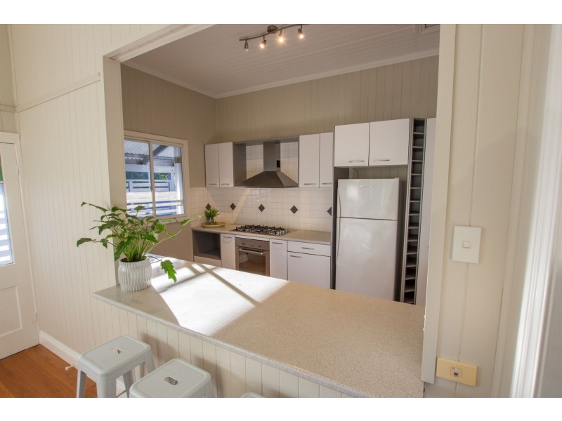 11 Kingsley Parade, Yeronga QLD 4104