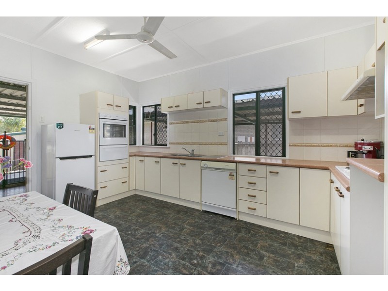 15 Hanify Street, Acacia Ridge QLD 4110