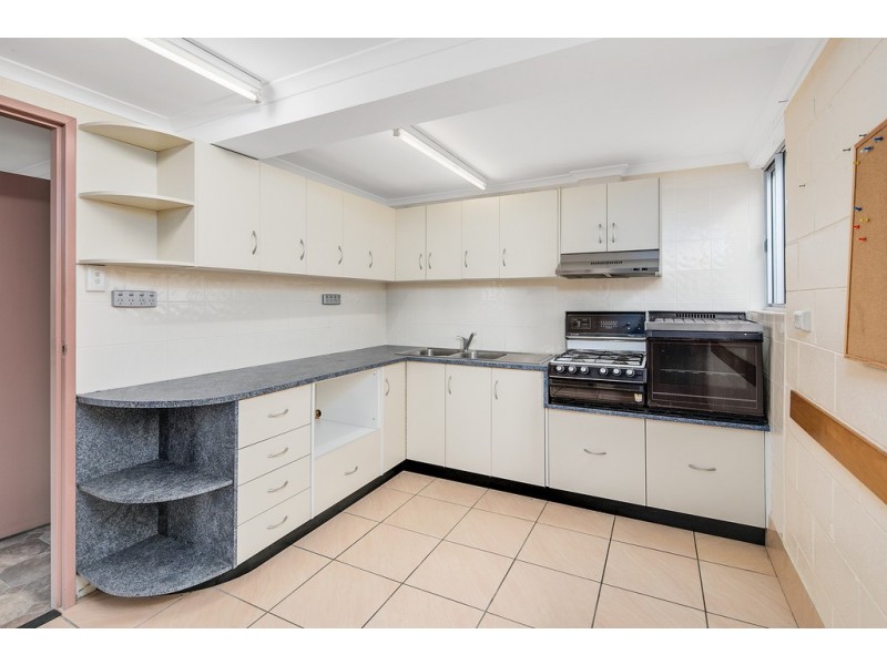 68 Deighton Road, Dutton Park QLD 4102