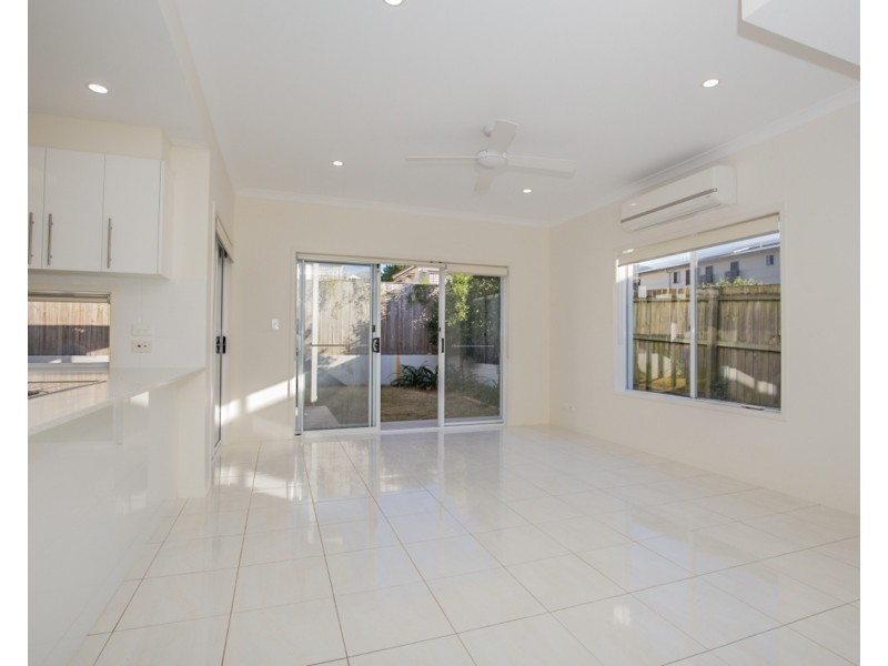 4/31 Helles Street, Moorooka QLD 4105