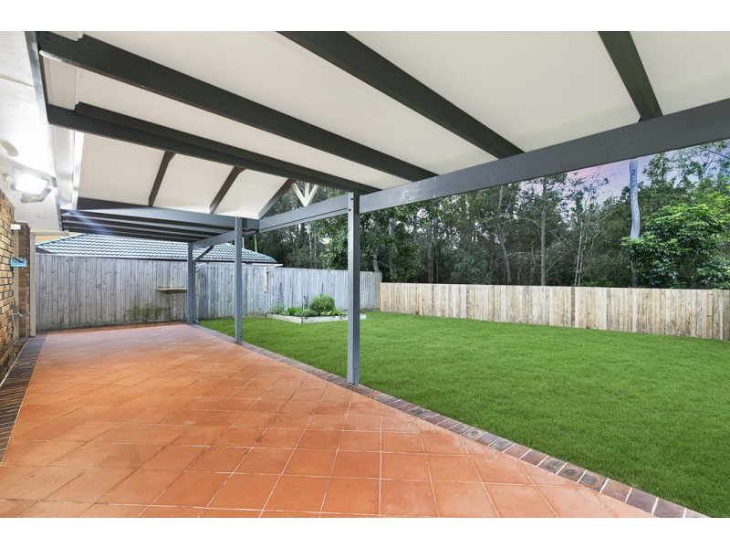 6 Bishop Place, Coopers Plains QLD 4108
