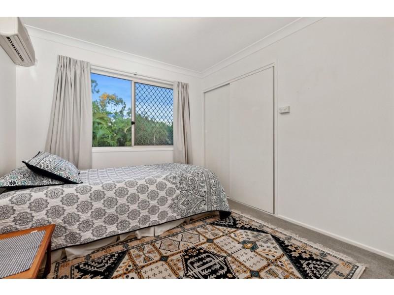 5 Bishop Place, Coopers Plains QLD 4108