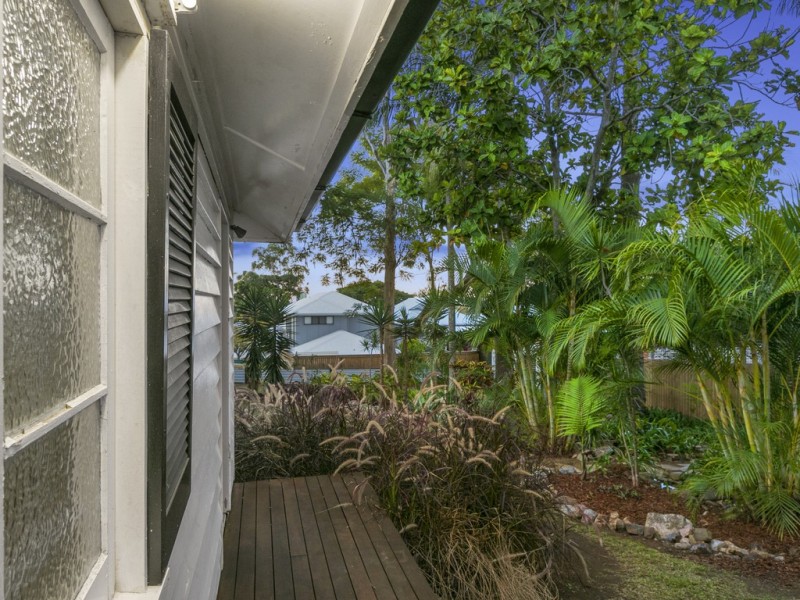 88 Cracknell Road, Annerley QLD 4103
