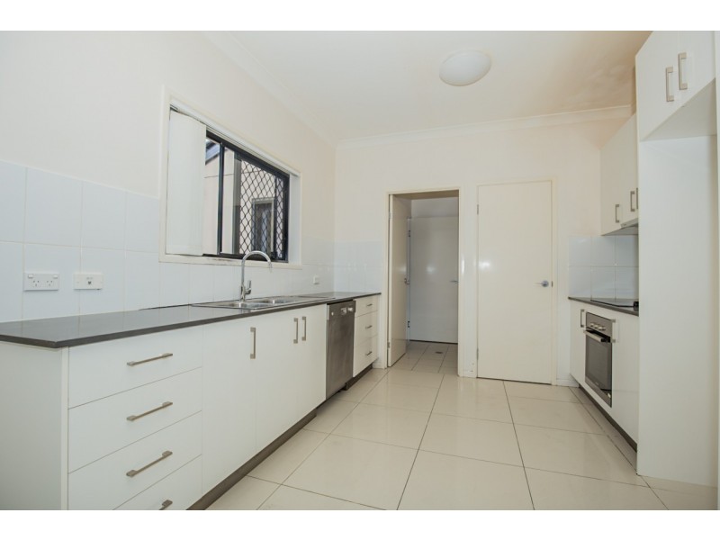 2/76 Forest Street, Moorooka QLD 4105