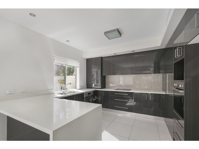 1/142 Ekibin Road, Tarragindi QLD 4121