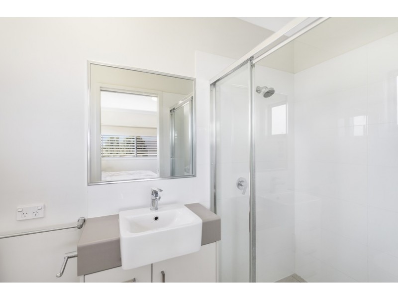 17/7 Debra Street, Coopers Plains QLD 4108