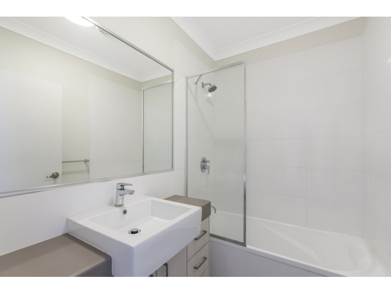 17/7 Debra Street, Coopers Plains QLD 4108