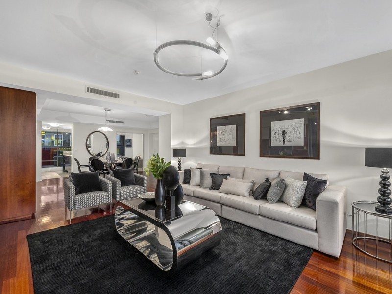 2403/184 Grey Street, South Brisbane QLD 4101