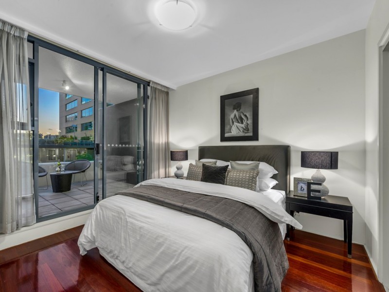 2403/184 Grey Street, South Brisbane QLD 4101