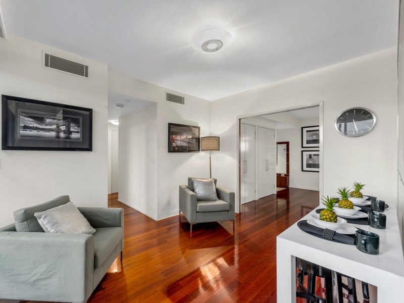 2403/184 Grey Street, South Brisbane QLD 4101