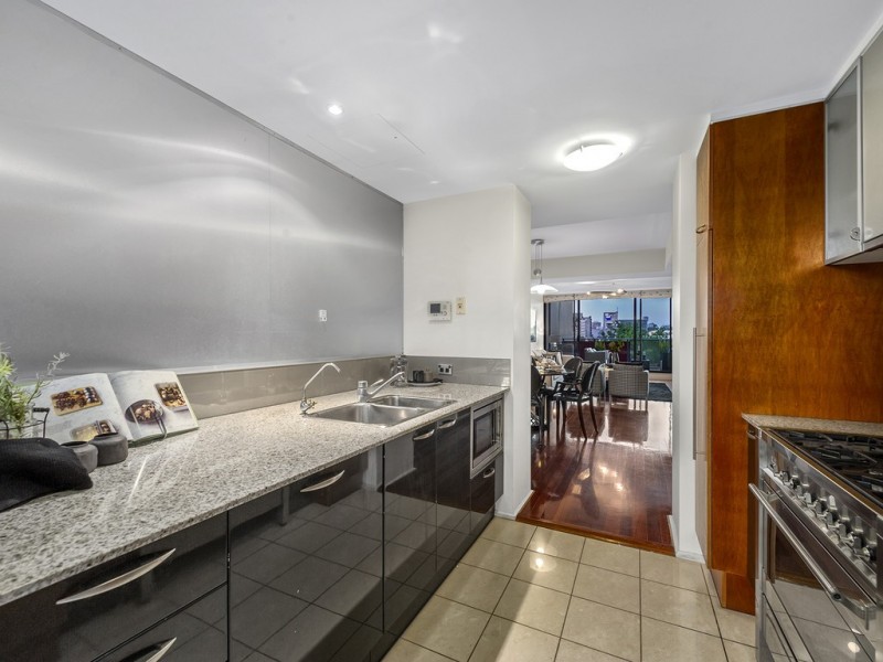 2403/184 Grey Street, South Brisbane QLD 4101