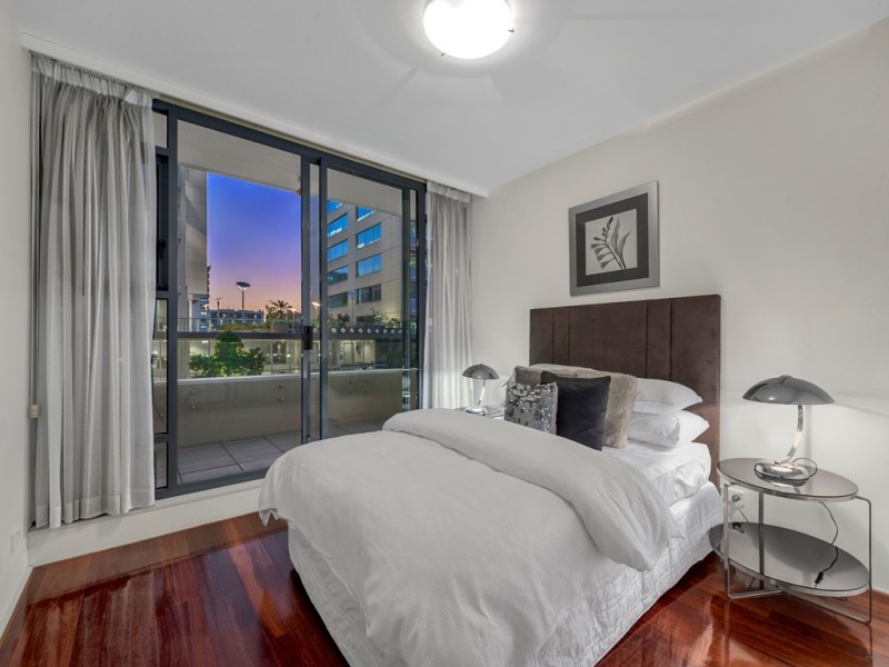 2403/184 Grey Street, South Brisbane QLD 4101
