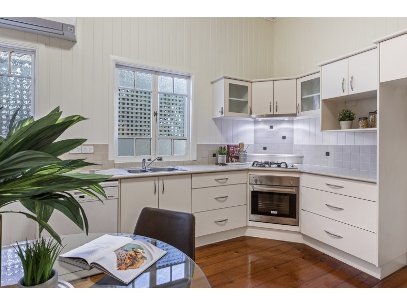 4/110 Waverley Street, Annerley QLD 4103