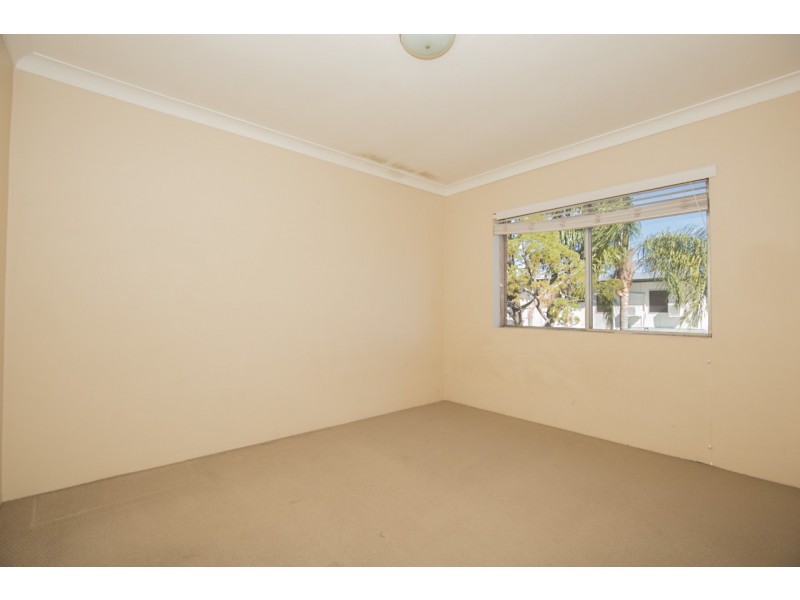 4/111 Chaucer Street, Moorooka QLD 4105