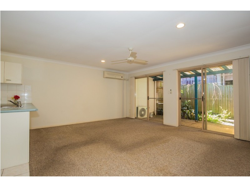 2/70 Franklin Street, Annerley QLD 4103