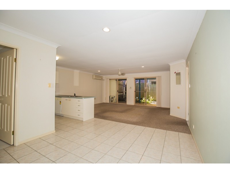2/70 Franklin Street, Annerley QLD 4103