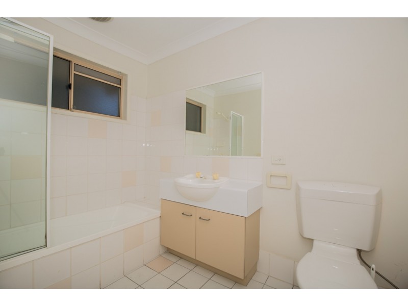 2/70 Franklin Street, Annerley QLD 4103