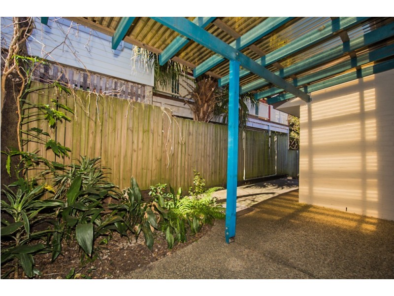 2/70 Franklin Street, Annerley QLD 4103