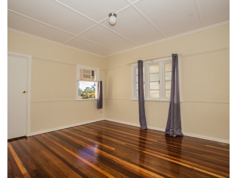 18 Leeds Street, Rocklea QLD 4106
