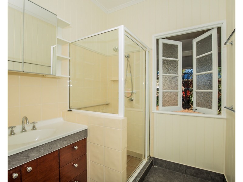 18 Leeds Street, Rocklea QLD 4106