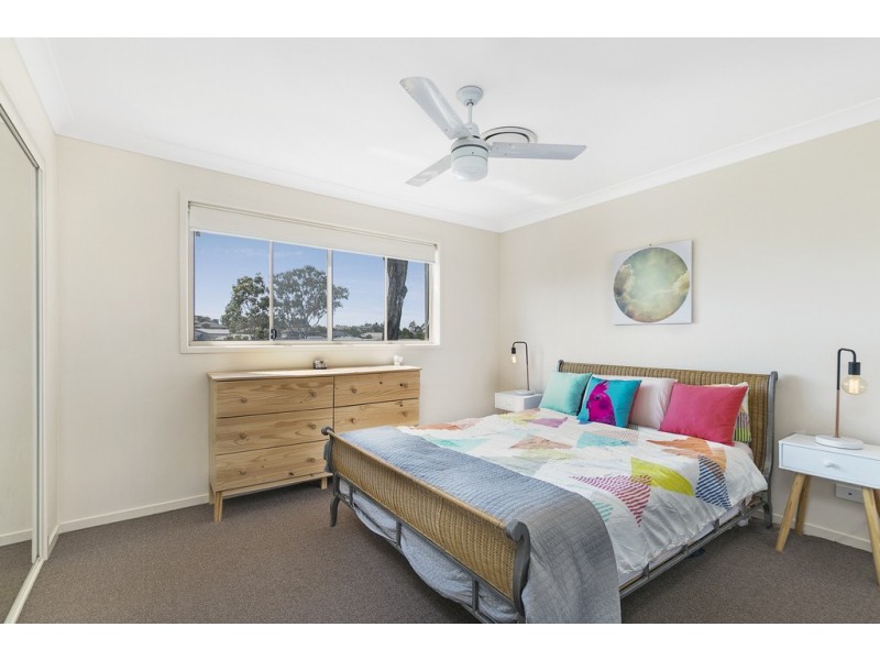 4/11 Tripcony Place, Wakerley QLD 4154