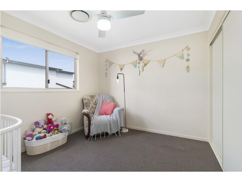 4/11 Tripcony Place, Wakerley QLD 4154