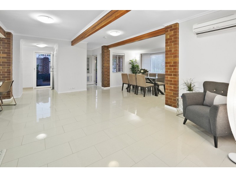 36 Durimbil Street, Camp Hill QLD 4152