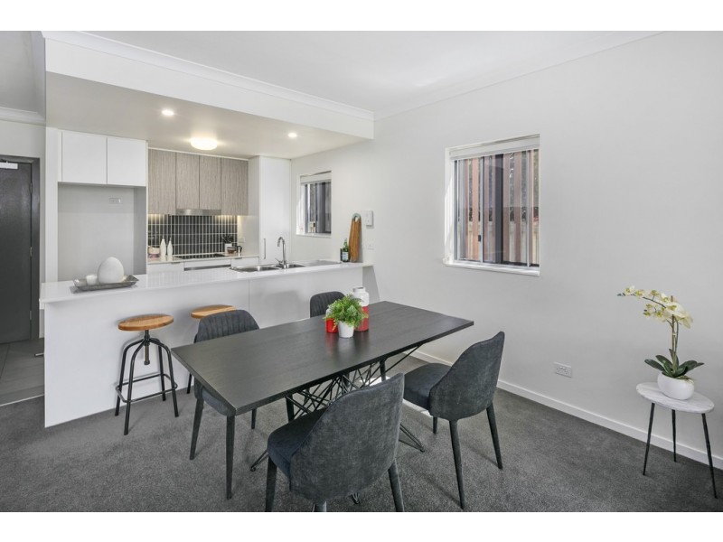 18/66 Waldheim Street, Annerley QLD 4103