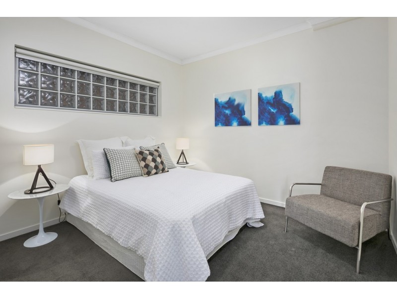 18/66 Waldheim Street, Annerley QLD 4103