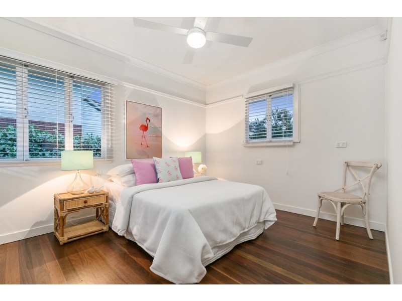 501 Cavendish Road, Coorparoo QLD 4151