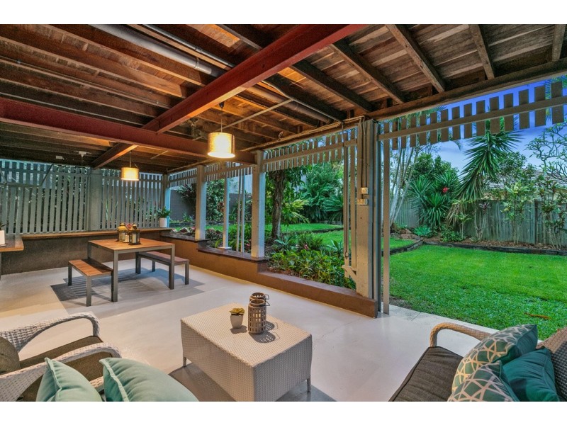 501 Cavendish Road, Coorparoo QLD 4151
