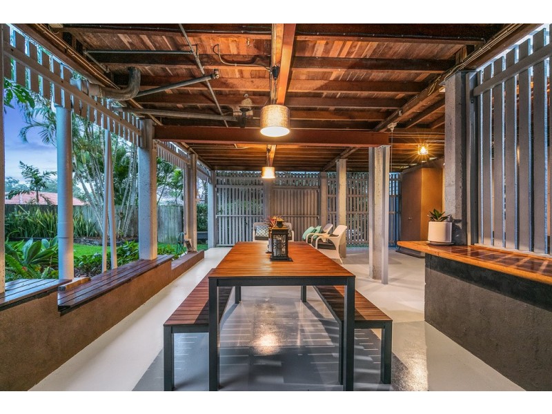 501 Cavendish Road, Coorparoo QLD 4151