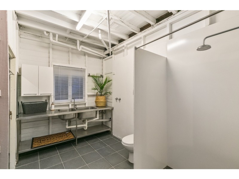 501 Cavendish Road, Coorparoo QLD 4151