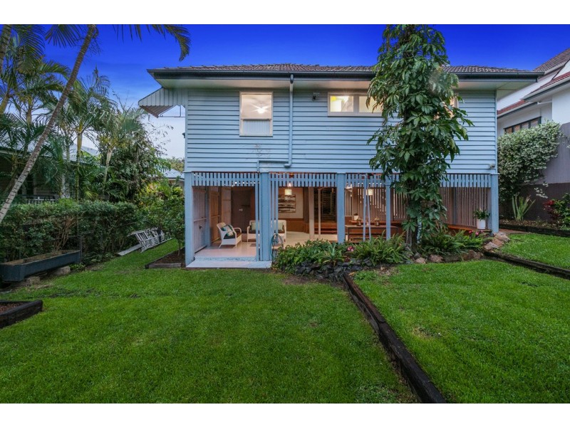 501 Cavendish Road, Coorparoo QLD 4151
