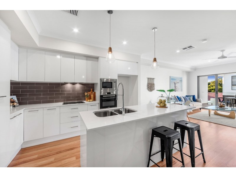 2/44 Clara Street, Annerley QLD 4103