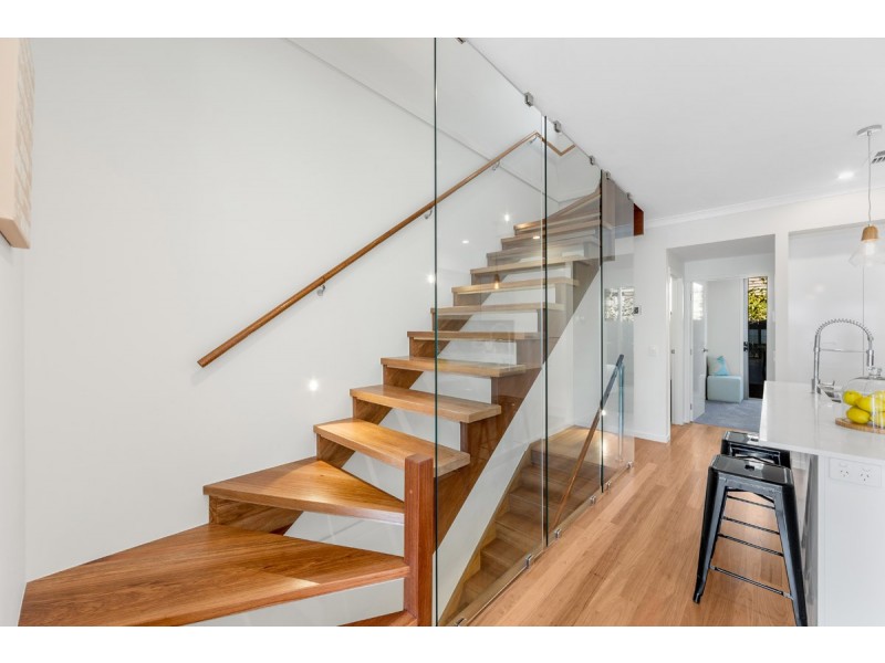 2/44 Clara Street, Annerley QLD 4103