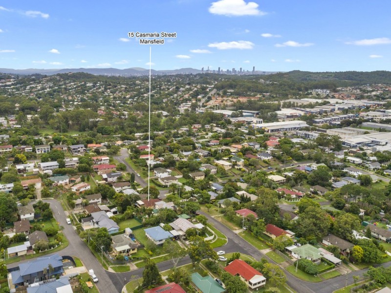 15 Casmaria Street, Mansfield QLD 4122