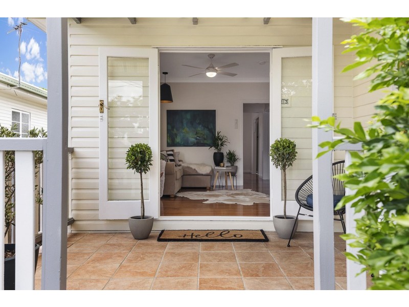 23 Keeling Street, Coopers Plains QLD 4108