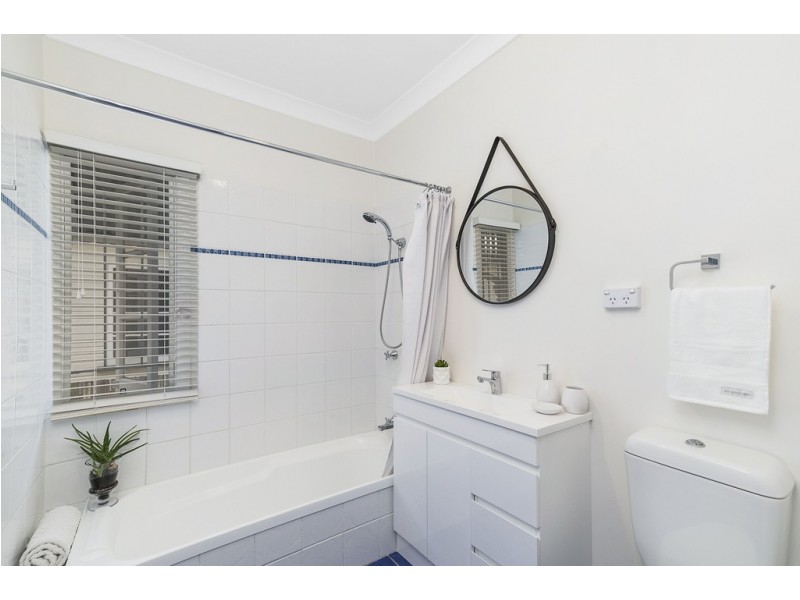 23 Keeling Street, Coopers Plains QLD 4108