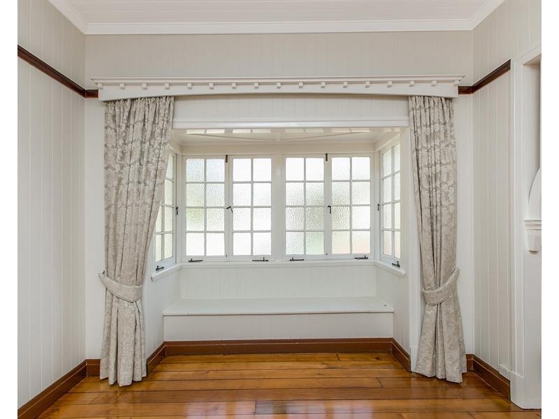 30 Headfort Street, Greenslopes QLD 4120